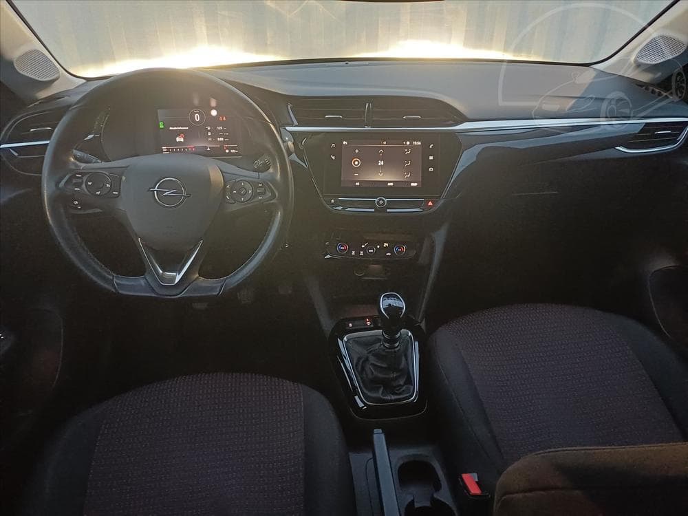 2020 Opel Corsa - 13