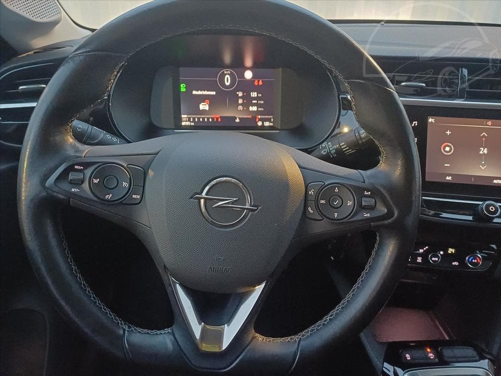 2020 Opel Corsa - 14