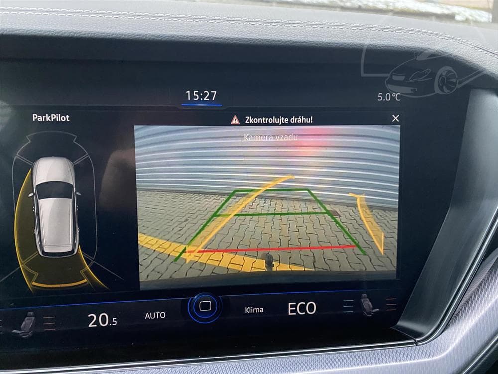 2020 Volkswagen Touareg - 16