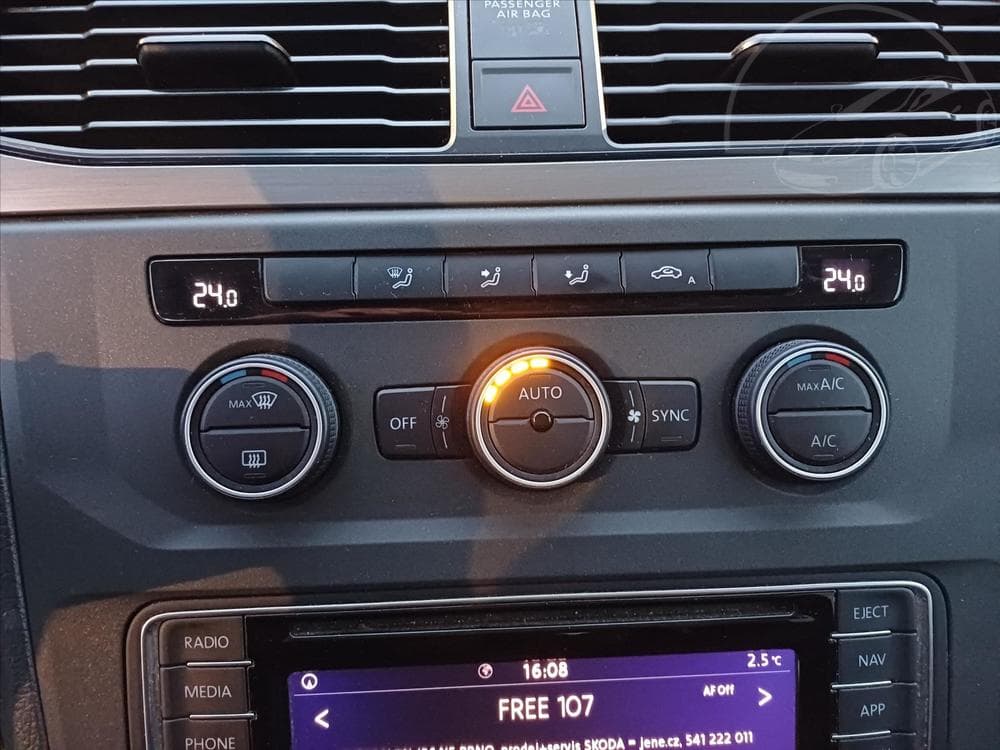 2019 Volkswagen Caddy - 17