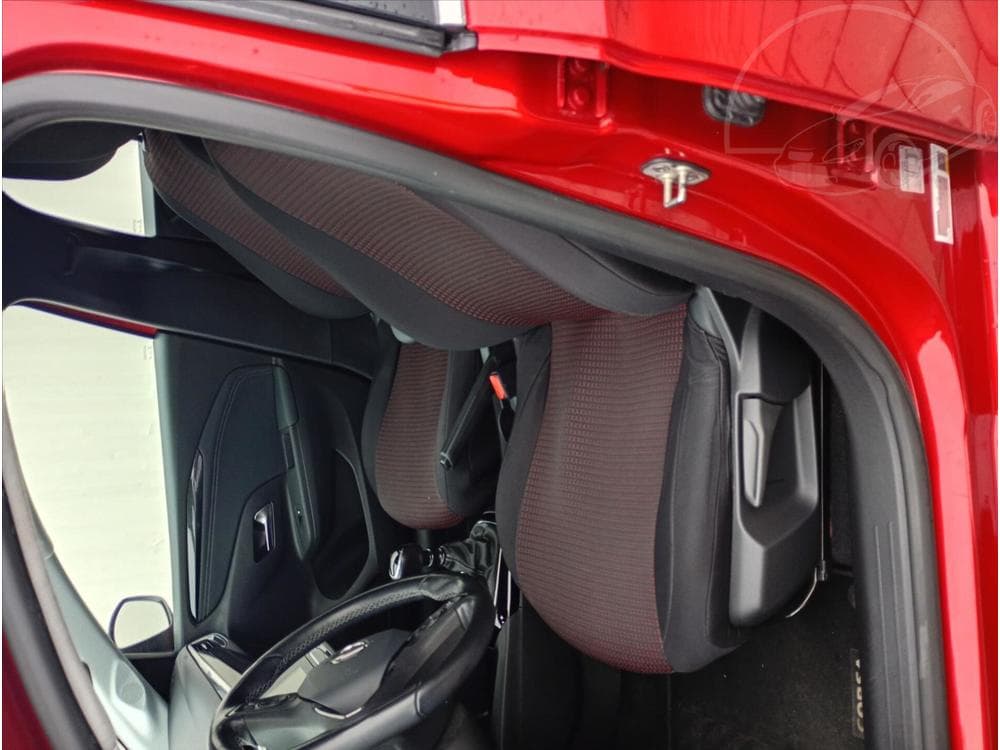 2020 Opel Corsa - 20