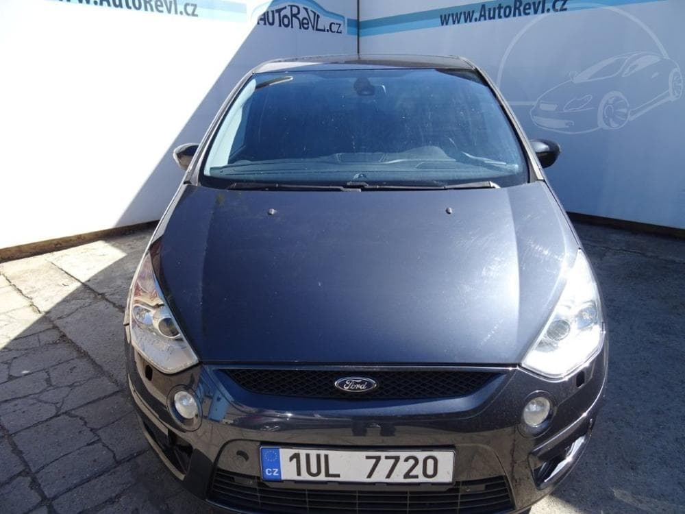 2008 Ford S-MAX - 17