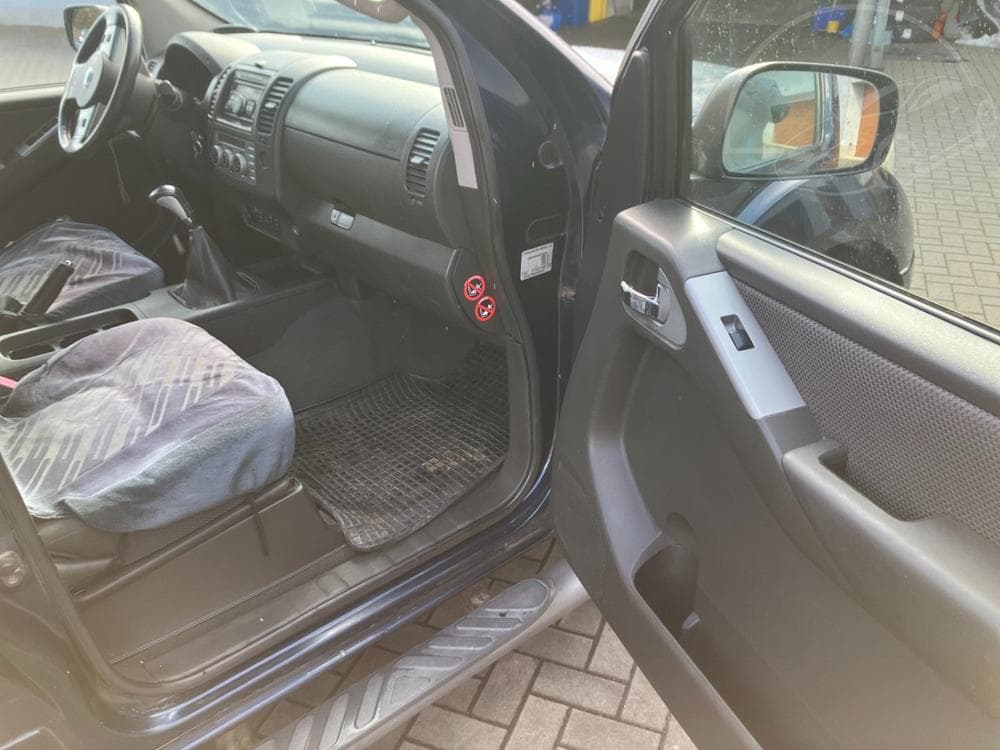 2007 Nissan Navara - 12