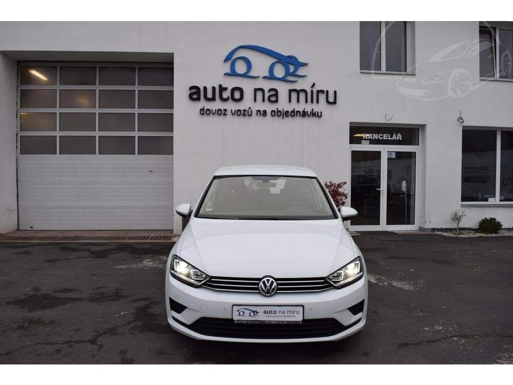 2017 Volkswagen Golf - 3