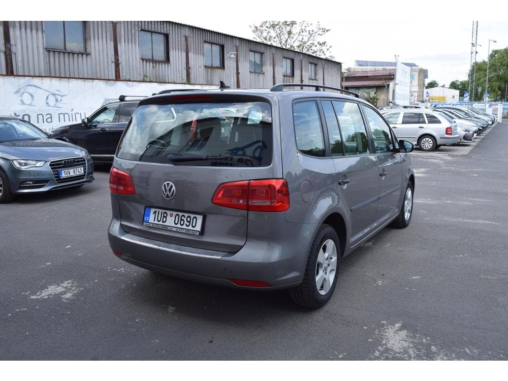 2010 Volkswagen TOURAN - 8