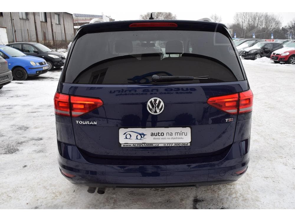 2017 Volkswagen Touran - 9