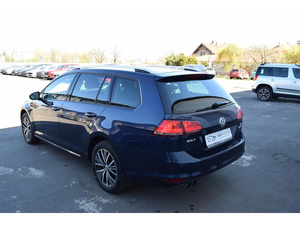 2016 Volkswagen GOLF - 31