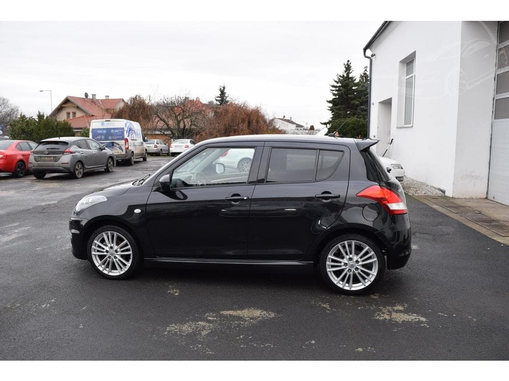 2013 Suzuki Swift - 12