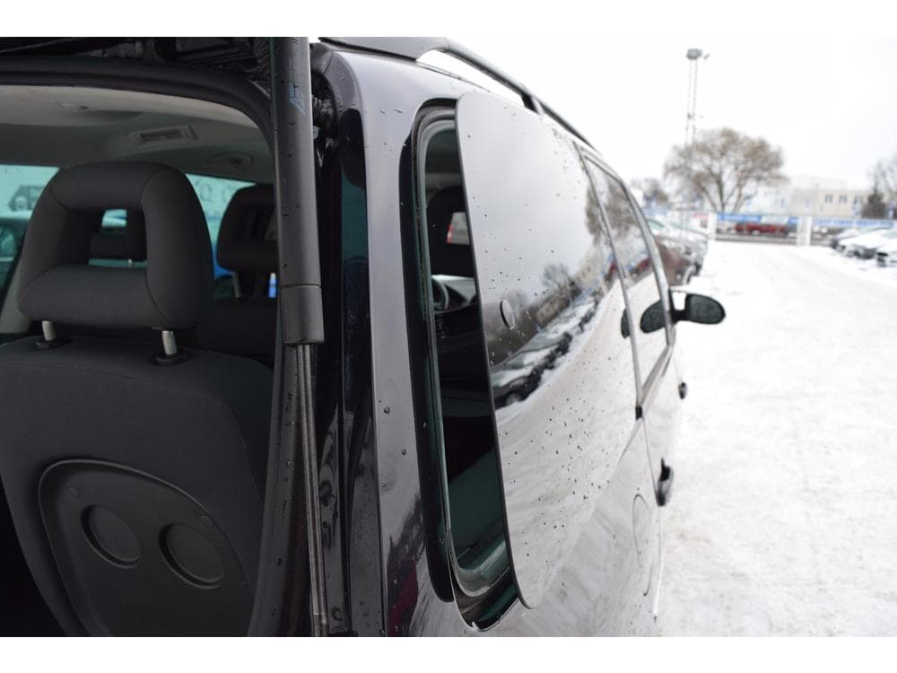 2010 Volkswagen Sharan - 12