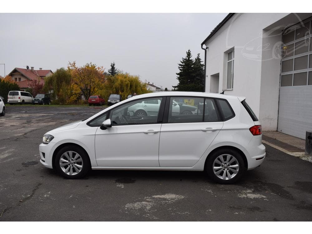 2017 Volkswagen Golf - 13