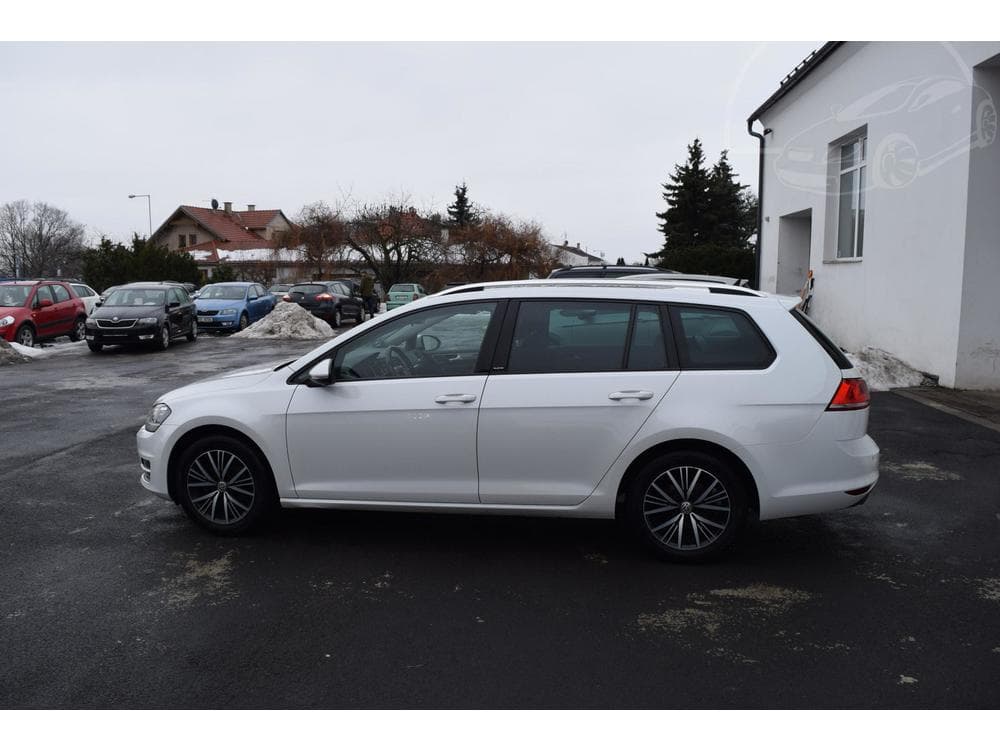 2016 Volkswagen Golf - 13