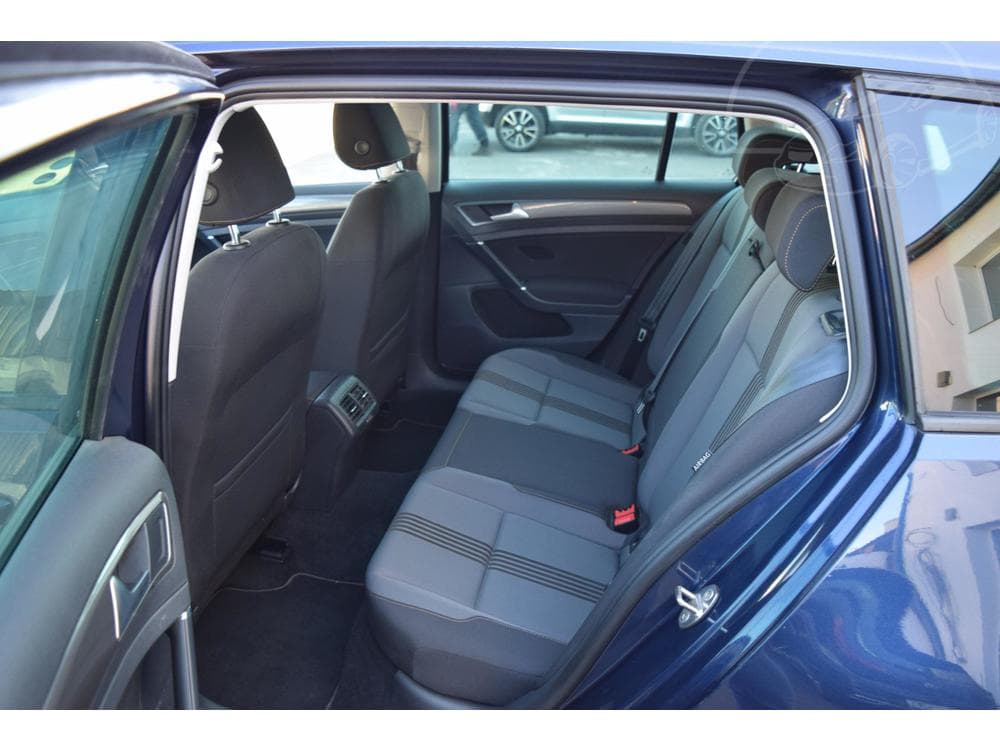 2016 Volkswagen GOLF - 40