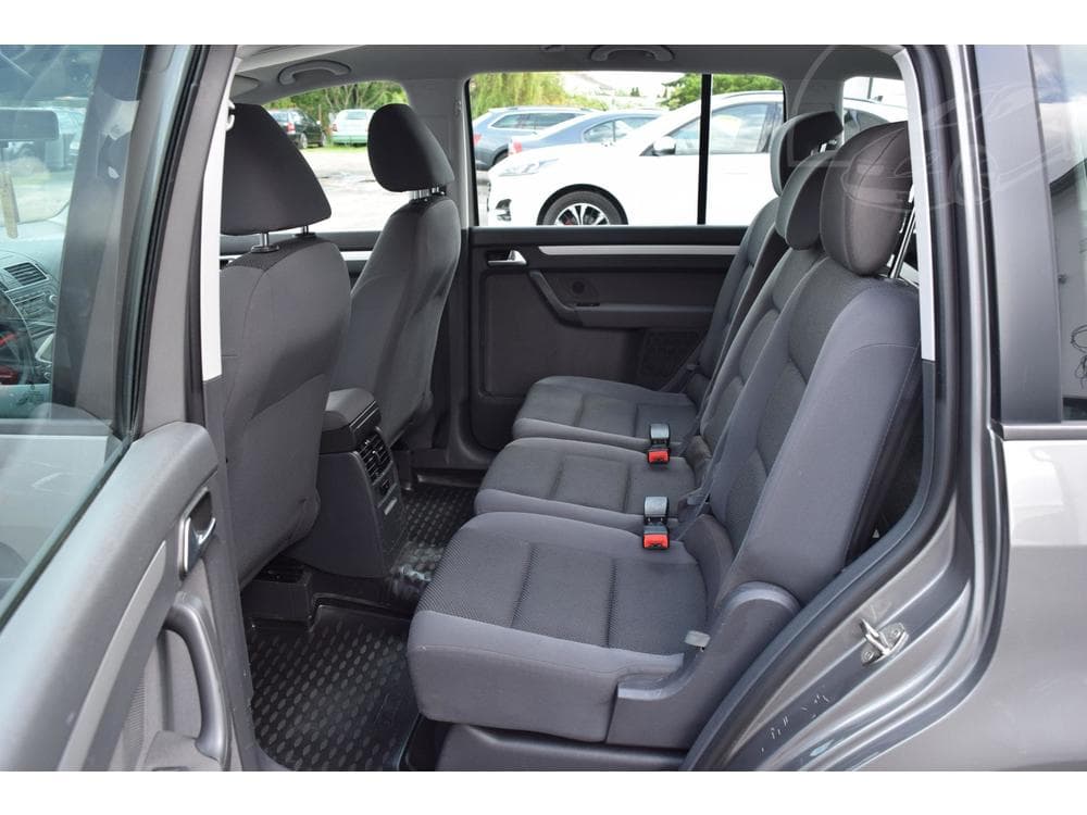 2010 Volkswagen TOURAN - 15