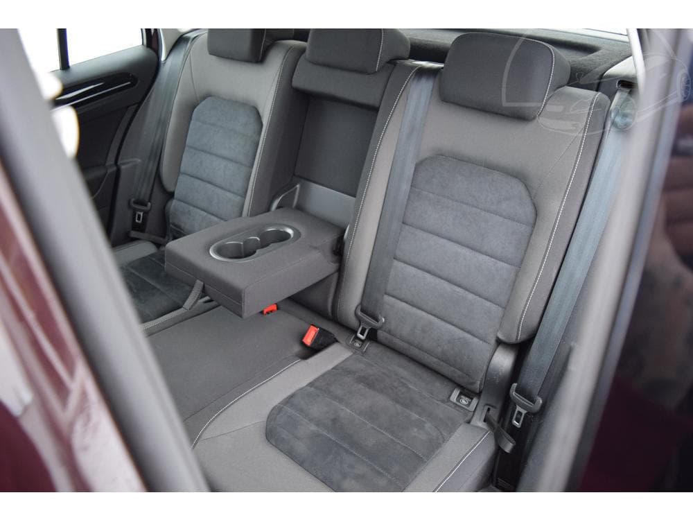 2018 Volkswagen Golf - 16