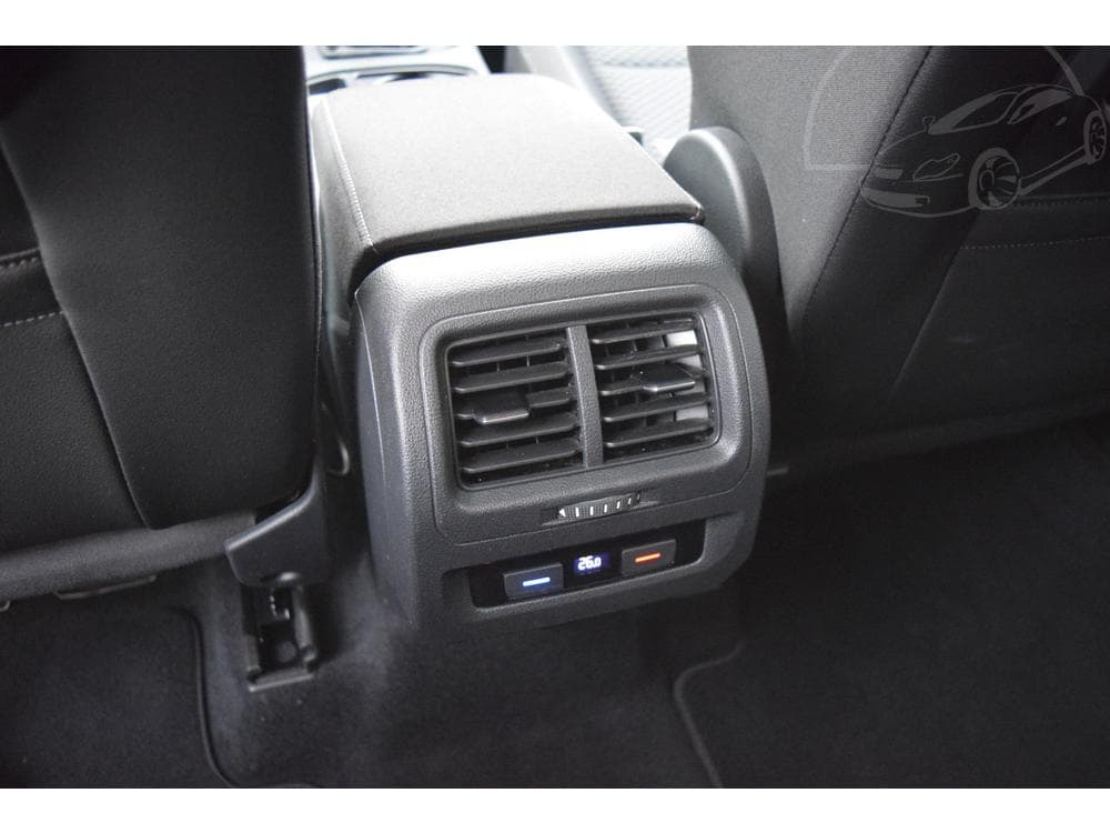 2017 Volkswagen Touran - 17