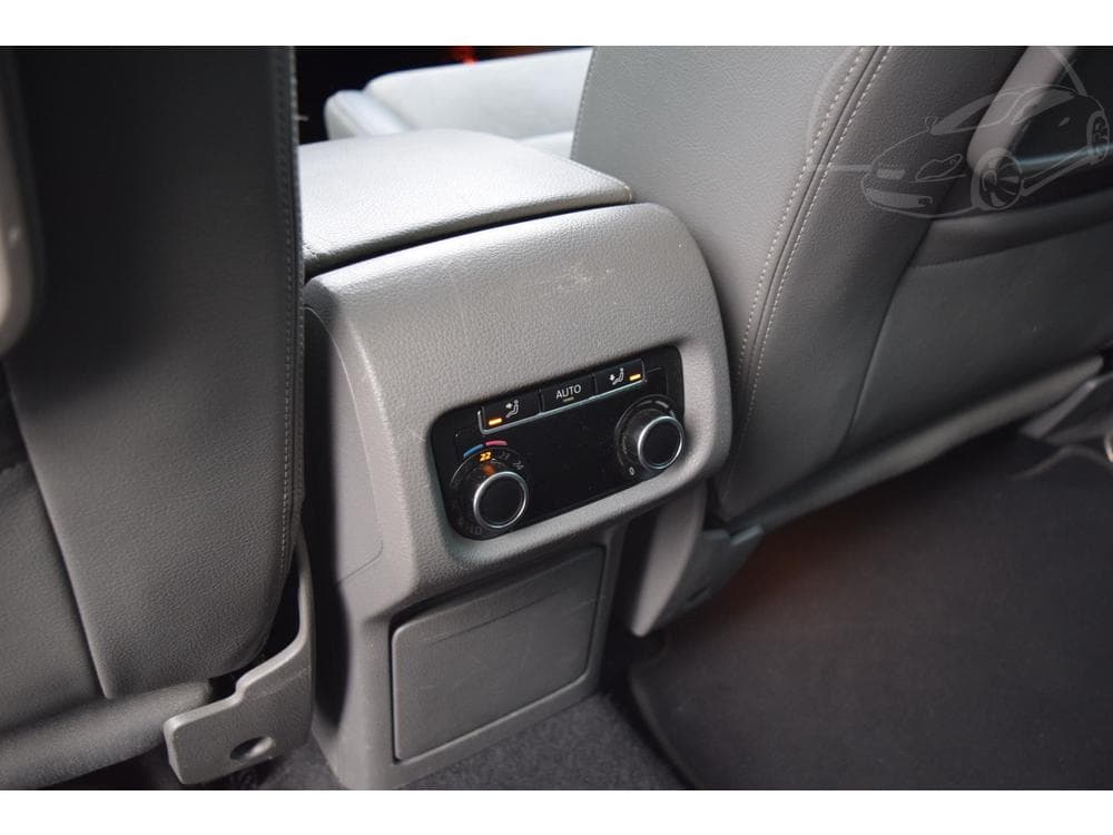 2015 Volkswagen Sharan - 18