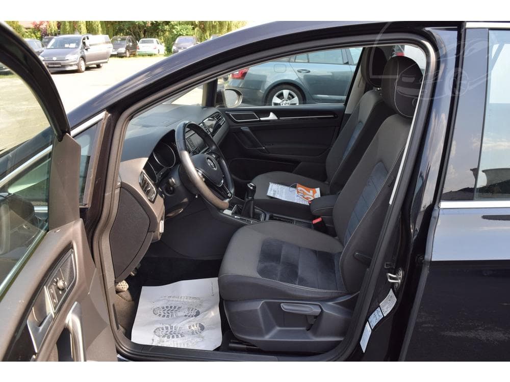 2015 Volkswagen GOLF - 18