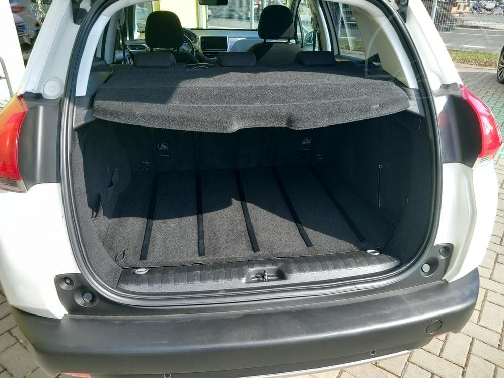 2015 Peugeot 2008 - 14