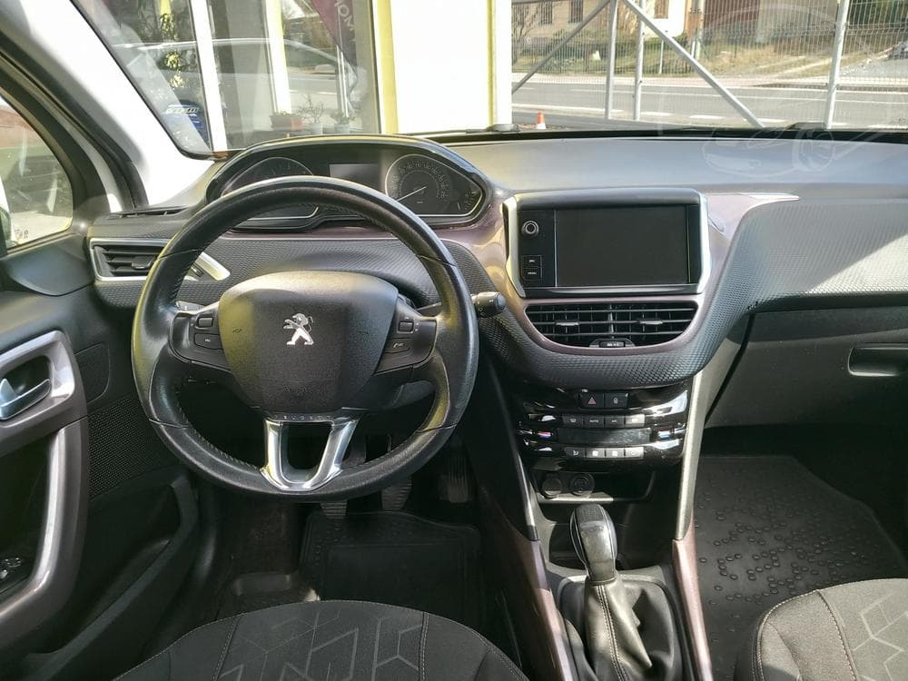 2015 Peugeot 2008 - 19