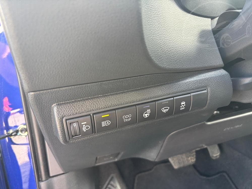 2025 Toyota COROLLA - 13