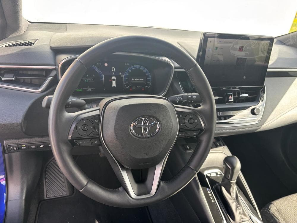 2025 Toyota COROLLA - 14