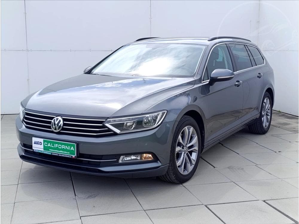 2016 Volkswagen PASSAT - 2