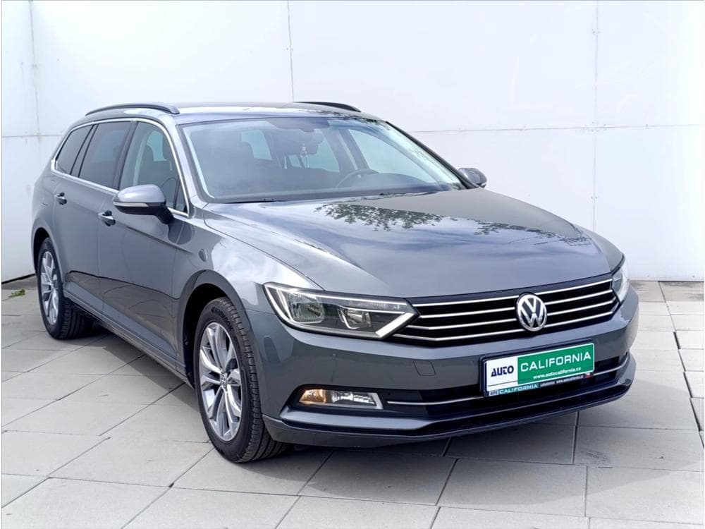2016 Volkswagen PASSAT - 4