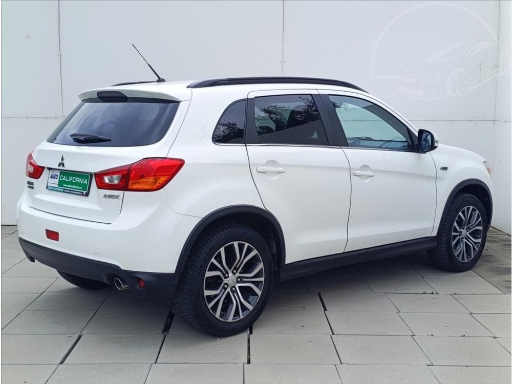 2016 Mitsubishi ASX - 6