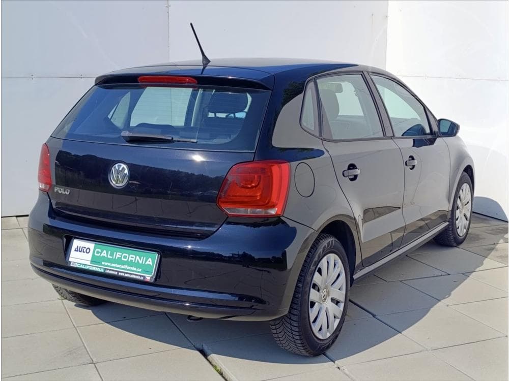 2011 Volkswagen POLO - 13