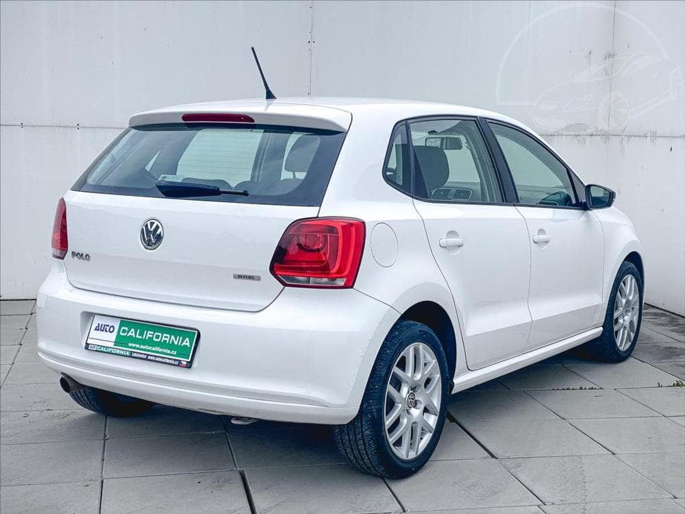 2011 Volkswagen POLO - 7