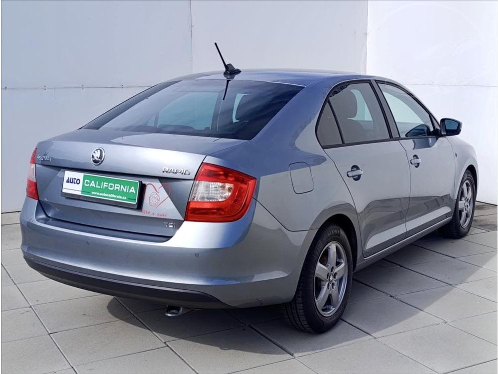 2013 Škoda RAPID - 7