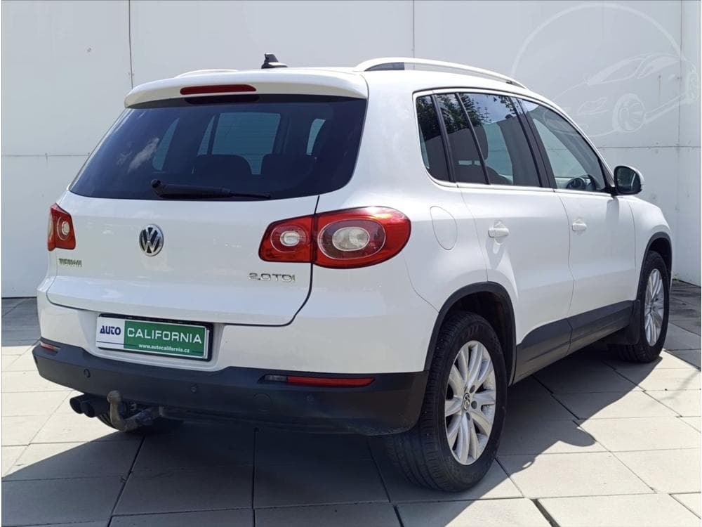 2010 Volkswagen TIGUAN - 13