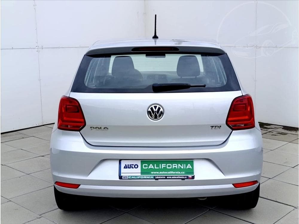 2017 Volkswagen Polo - 8