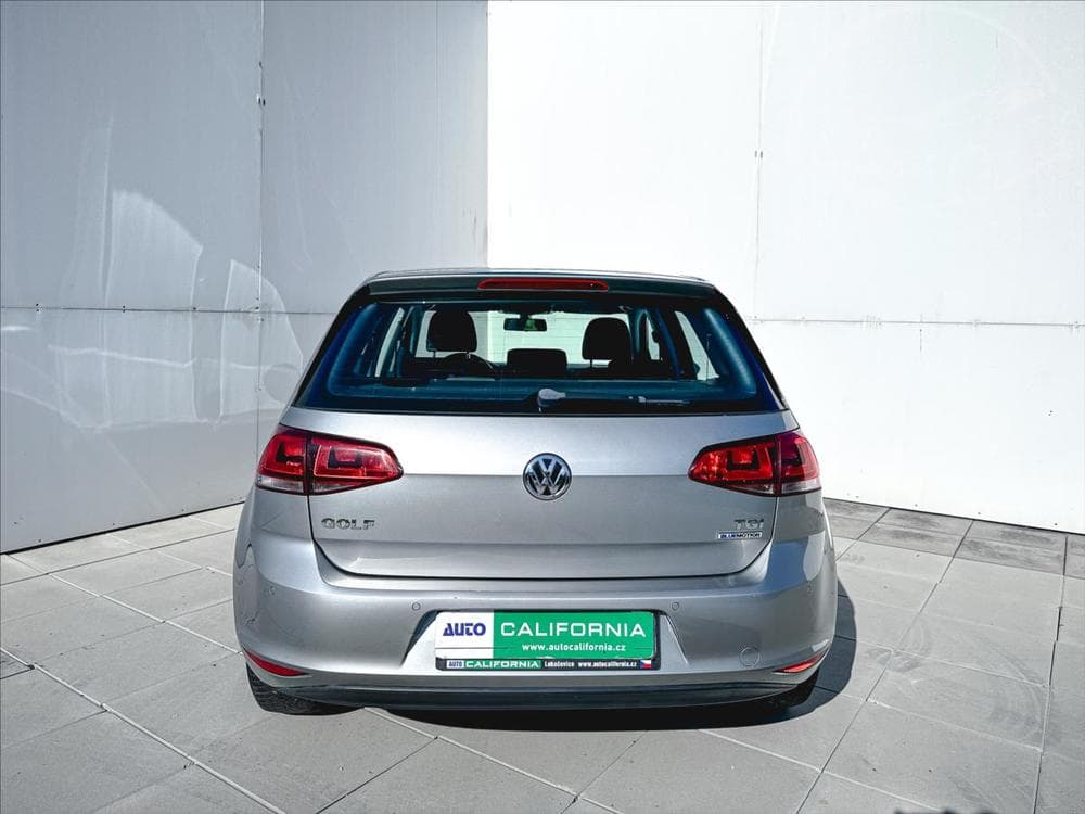 2015 Volkswagen GOLF - 8