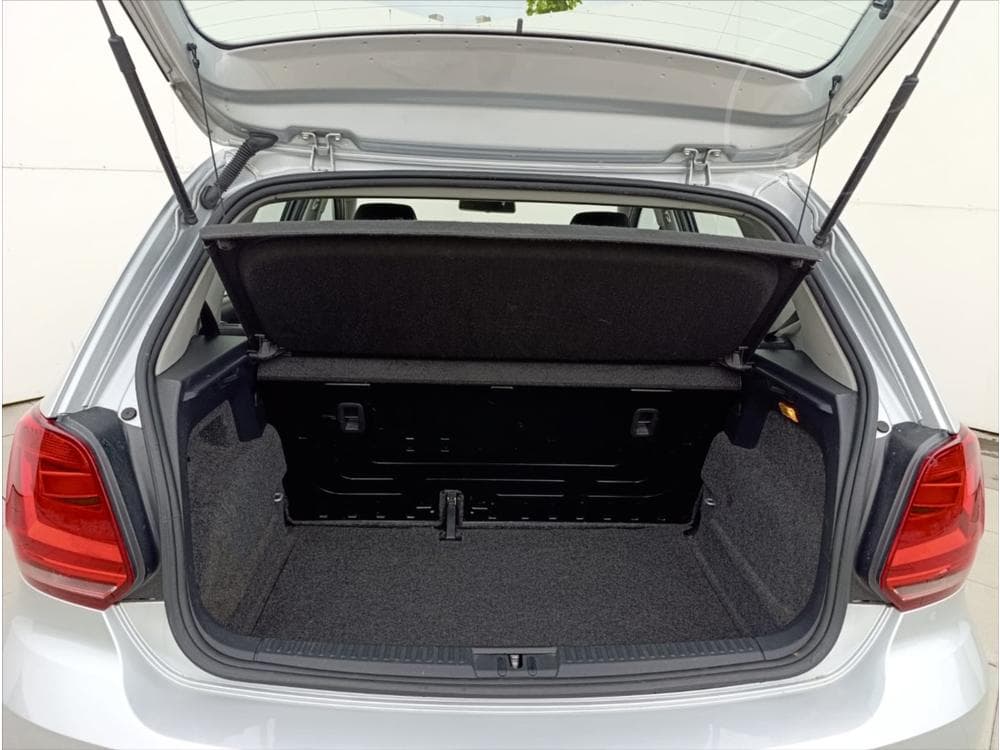 2017 Volkswagen Polo - 9