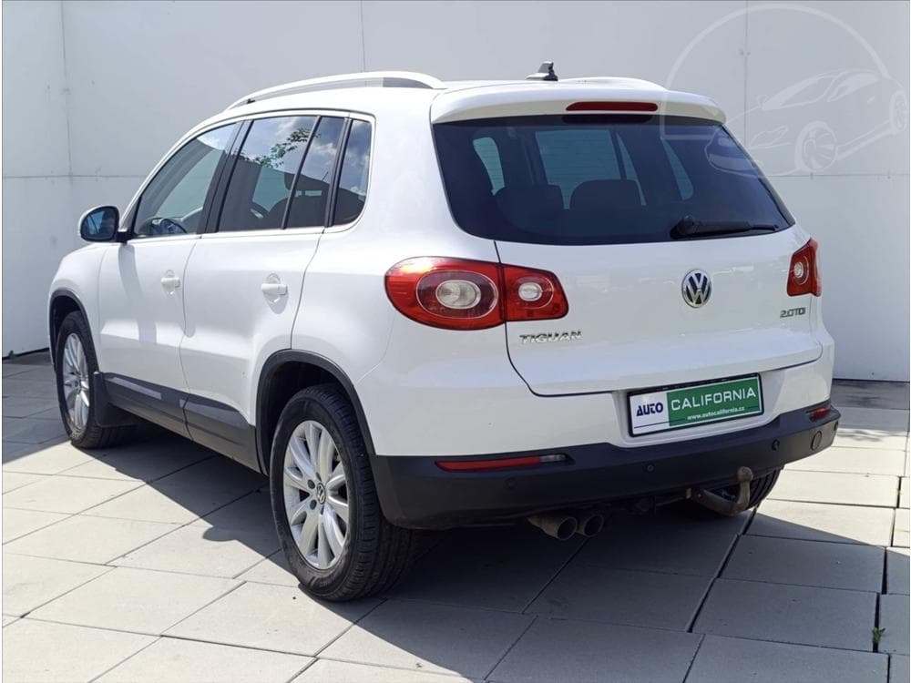 2010 Volkswagen TIGUAN - 17
