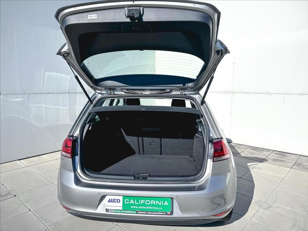 2015 Volkswagen GOLF - 9