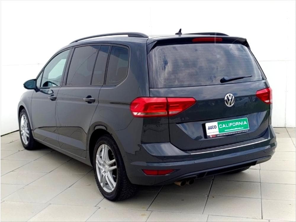 2016 Volkswagen Touran - 10