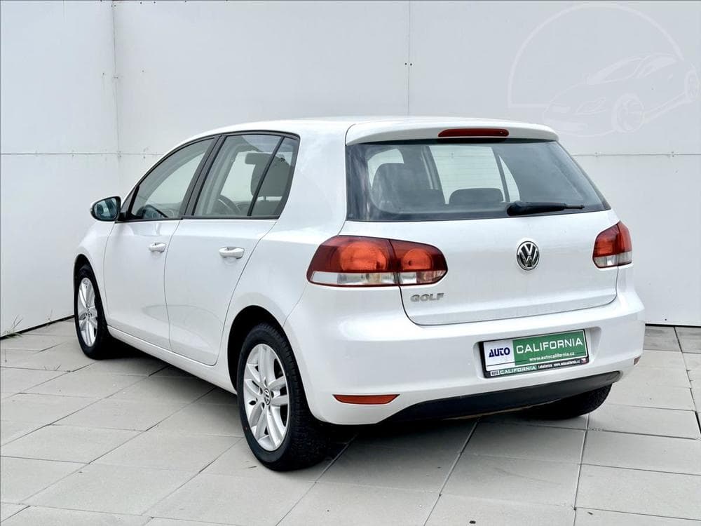 2011 Volkswagen GOLF - 10