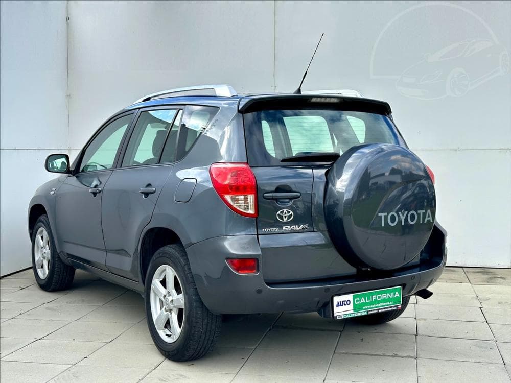 2008 Toyota RAV4 - 10