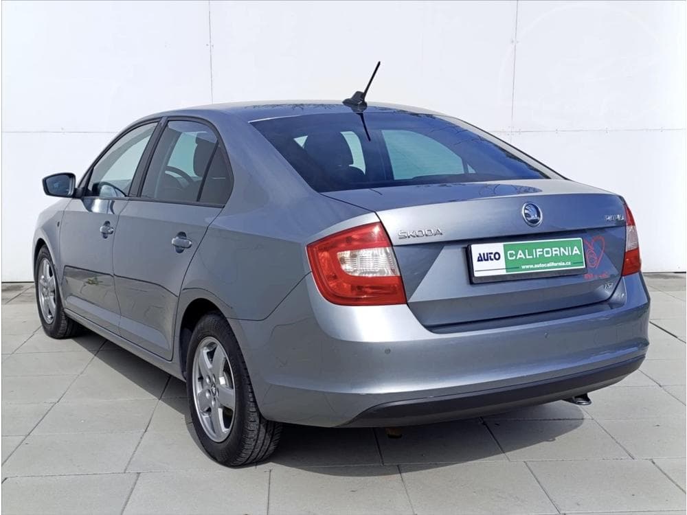 2013 Škoda RAPID - 10