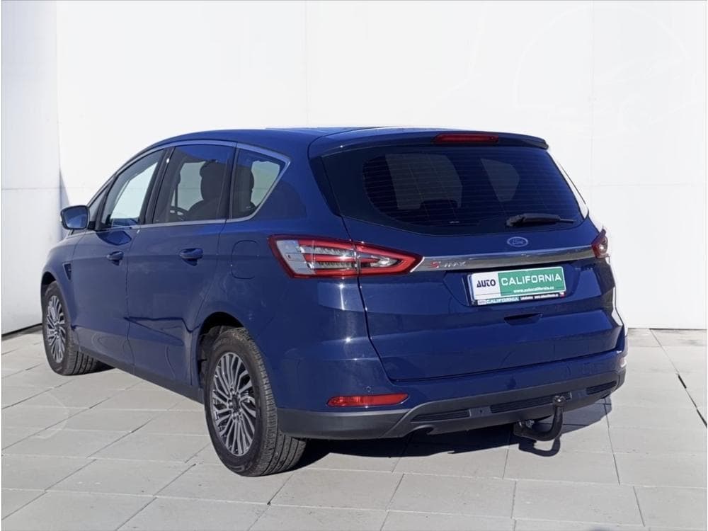 2019 Ford S-Max - 10