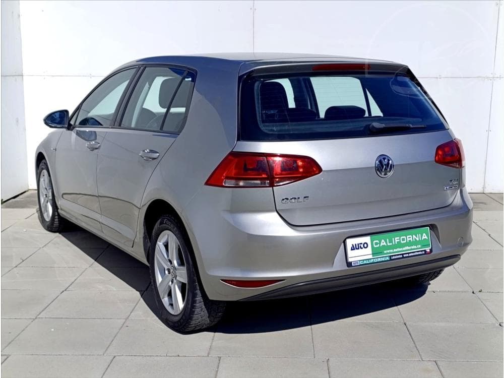 2015 Volkswagen GOLF - 19