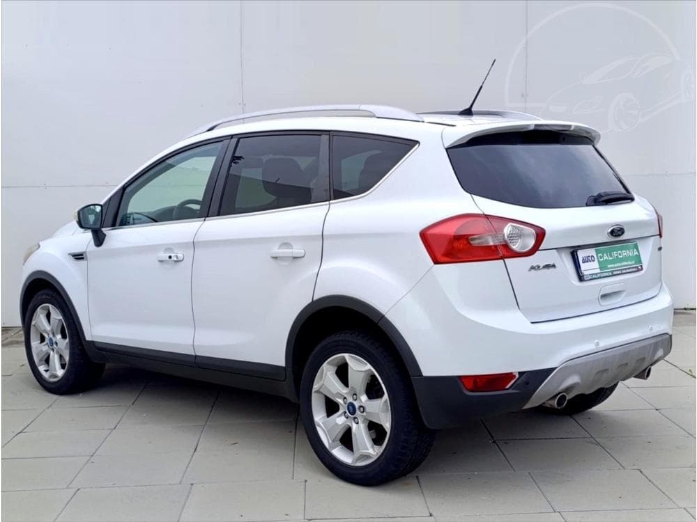 2011 Ford Kuga - 11