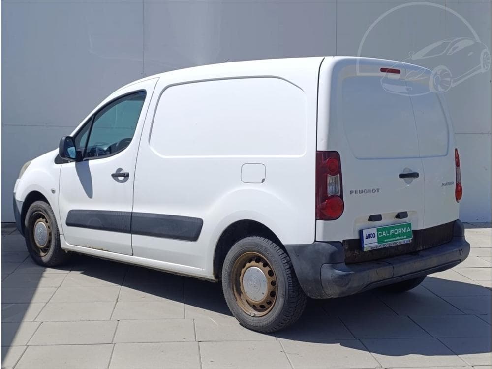 2012 Peugeot PARTNER - 11
