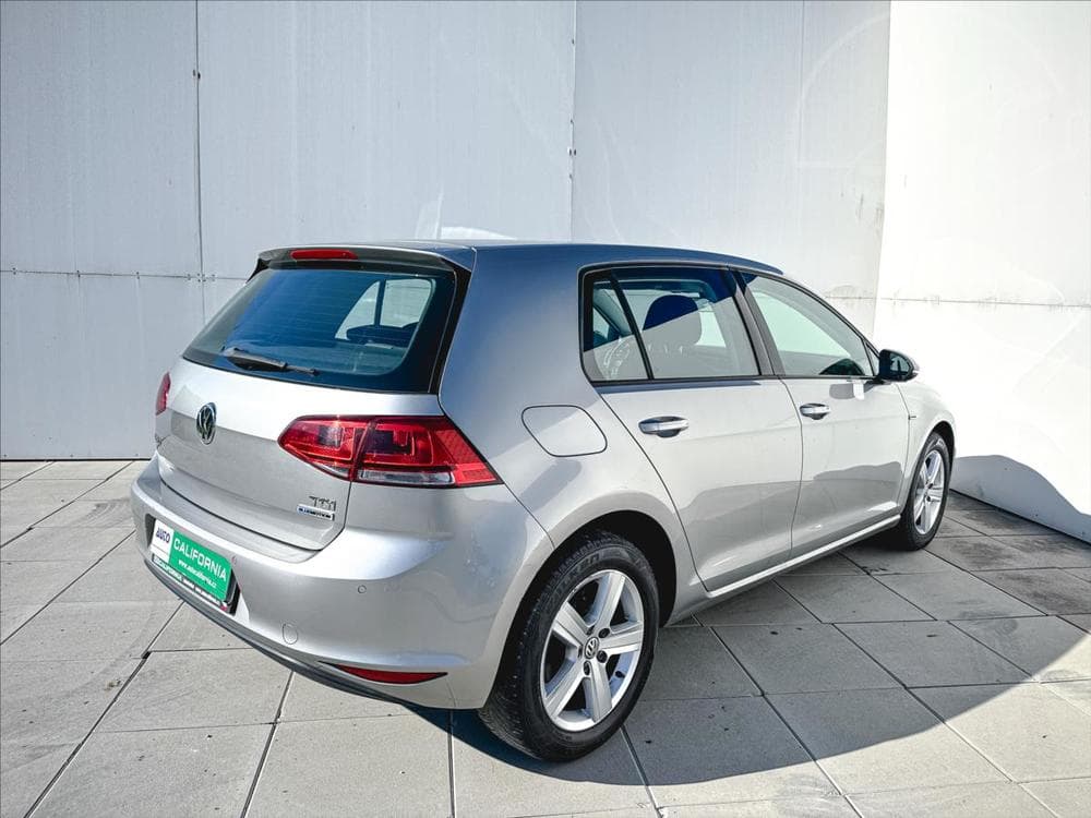 2015 Volkswagen GOLF - 11