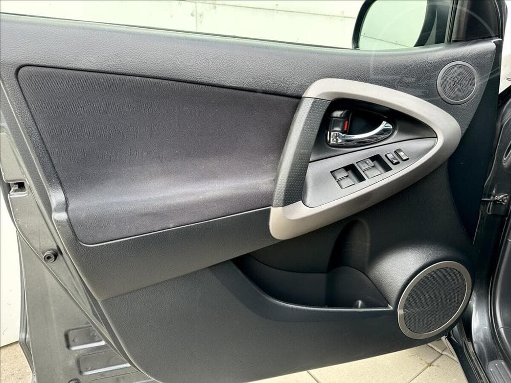 2008 Toyota RAV4 - 12