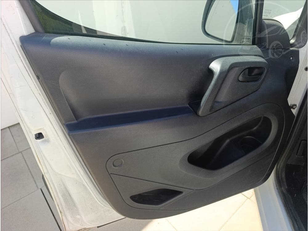 2012 Peugeot PARTNER - 12