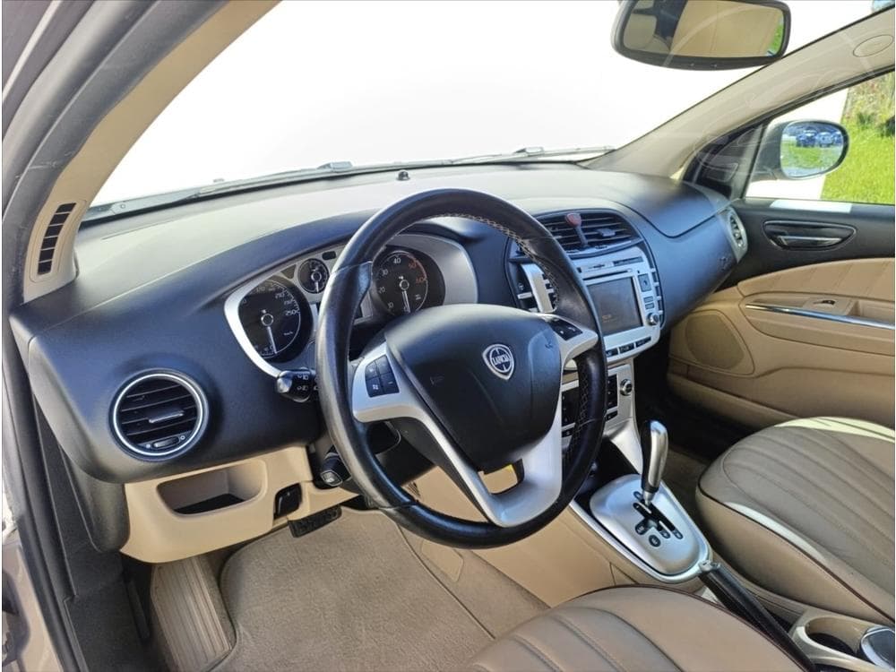 2009 Lancia DELTA - 13