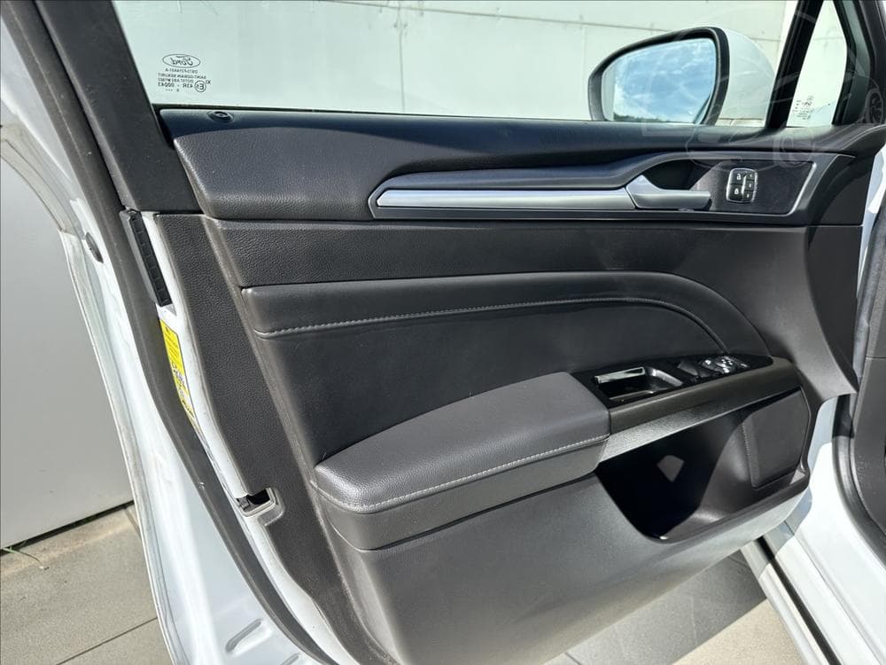 2019 Ford MONDEO - 13